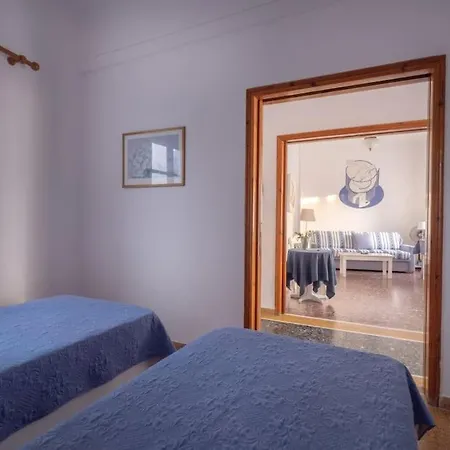 Hébergement de vacances House In Castle *