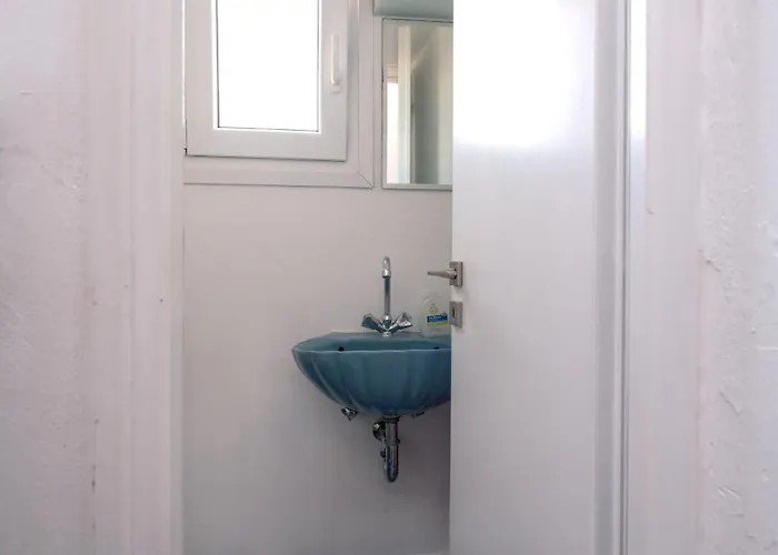 House In Castle Nyaraló