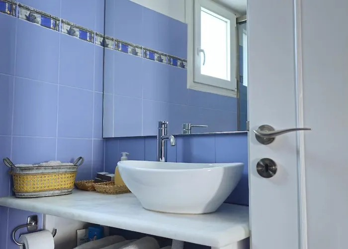 House In Castle Nyaraló